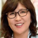 稲田朋美防衛大臣の網タイツの画像が話題に!やりたい?人が続出!