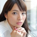 水崎綾女が進撃の巨人で生チチを披露?画像あり 結婚から離婚へ 原因は?